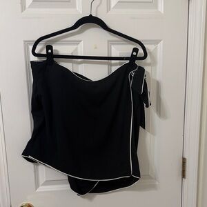 Diane Von Furstenberg for Target Black White Piping Skort 2X